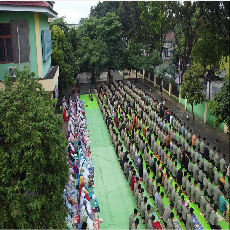 SHOLAT DHUHA KEMBALI MENGUDARA DI SMK SWASTA MUHAMMADIYAH 3 TERPADU SEBAGAI SMK PUSAT KEUNGGULAN DI PEKANBARU