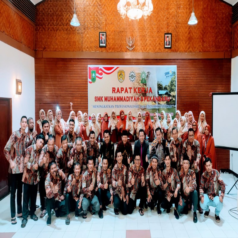 RAPAT KERJA SMK MUHAMMADIYAH 3 TERPADU PEKANBARU DI ANAILAND PADANG PANJANG