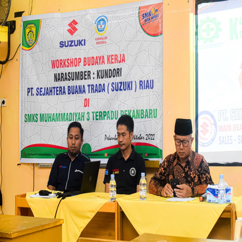 WORKSHOP BUDAYA KERJA OLEH BAPAK KUNDORI SUZUKI PEKANBARU